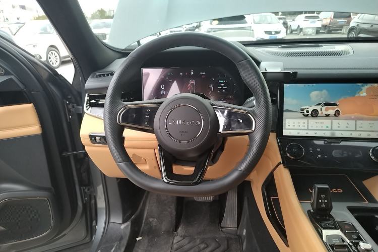 Used Lynk & Co 09 2021 2.0T Halo Six-Seater Steering Wheel