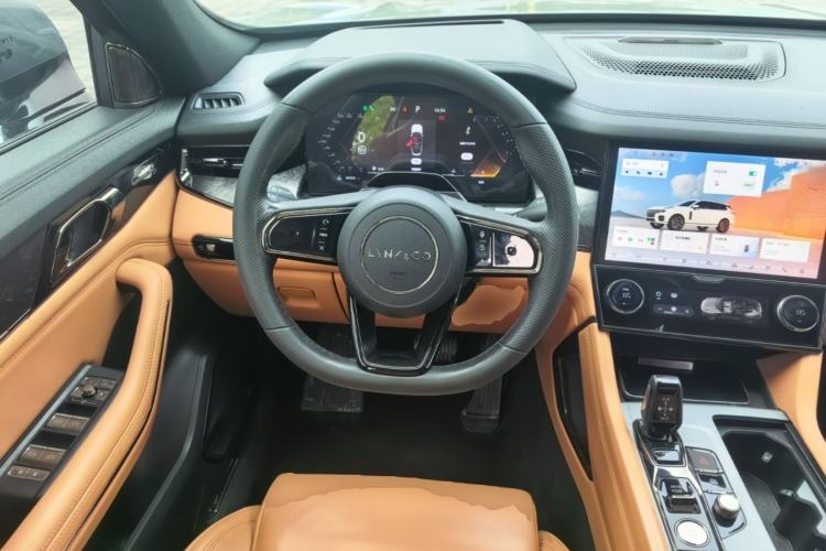 Used Lynk & Co 09 2021 2.0T Halo Six-Seater Steering Wheel