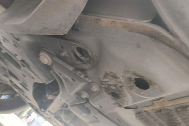 Used Lynk & Co 09 2021 2.0T Halo Six-Seater Chassis Front Left