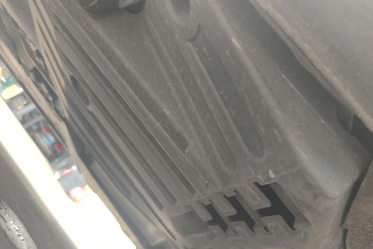 Used Lynk & Co 09 2021 2.0T Halo Six-Seater Chassis Rear Left