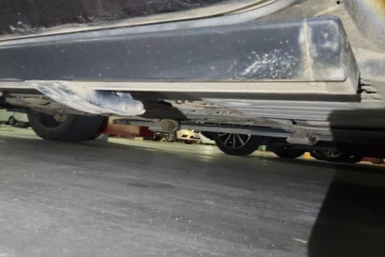 Used Lynk & Co 09 2021 2.0T Ultra Six-Seater Chassis Rear Left