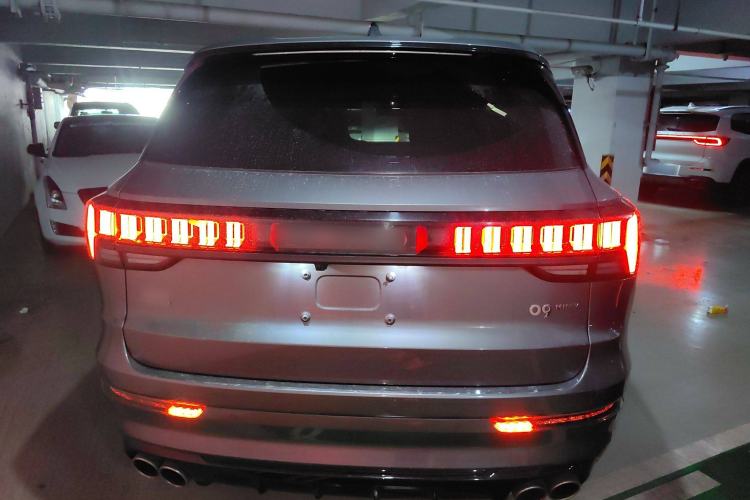 Used Lynk & Co 09 2021 2.0T Halo Six-Seater Exterior 4