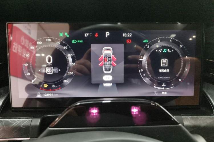 Used Lynk & Co 09 2021 2.0T Halo Six-Seater Instrument Cluster