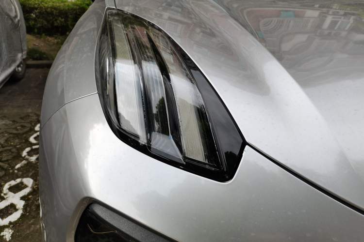 Used Lynk & Co 09 2021 2.0T Halo Six-Seater Right Front Headlight