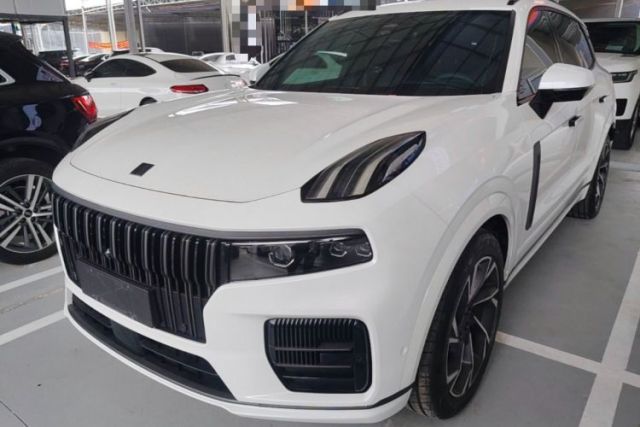 Used Lynk & Co 09 2021 2.0T Halo Six-Seater