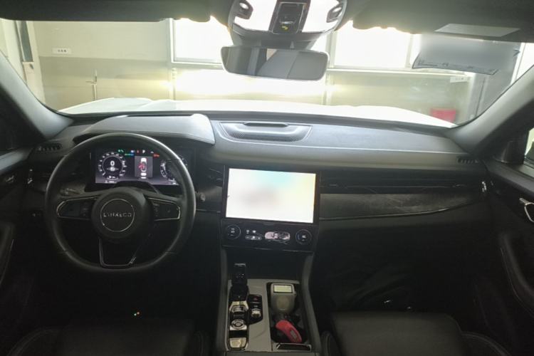 Used Lynk & Co 09 2021 2.0T Ultra Six-Seater Center Console