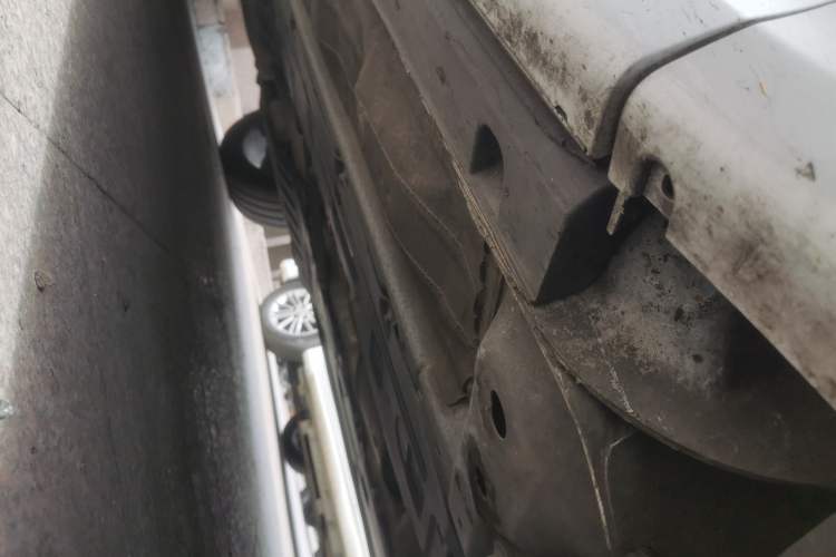 Used Lynk & Co 09 2021 2.0T Halo Six-Seater Chassis Front Right