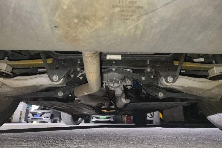 Used Lynk & Co 09 2021 2.0T Halo Six-Seater Chassis Rear
