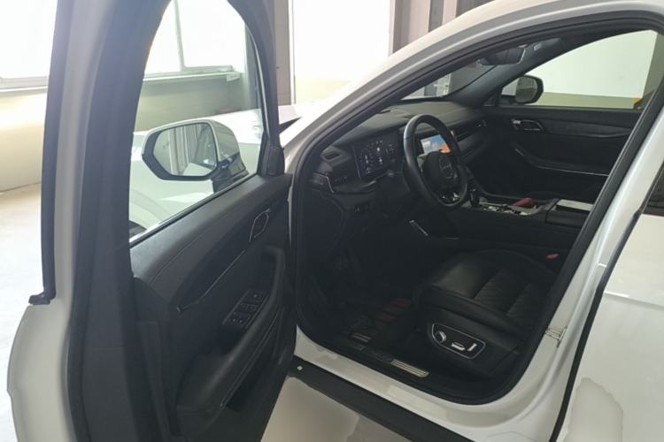 Used Lynk & Co 09 2021 2.0T Ultra Six-Seater Driver Seat