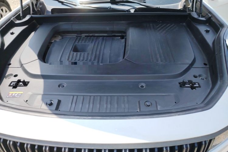 Used Lynk & Co 09 2021 2.0T Halo Six-Seater Engine Bay