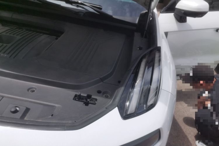Used Lynk & Co 09 2021 2.0T Halo Six-Seater Engine Bay Left