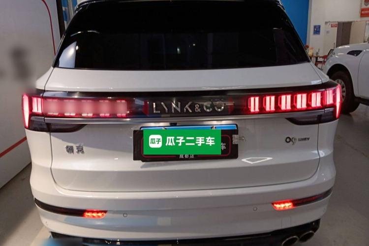 Used Lynk & Co 09 2021 2.0T Ultra Six-Seater Exterior 4