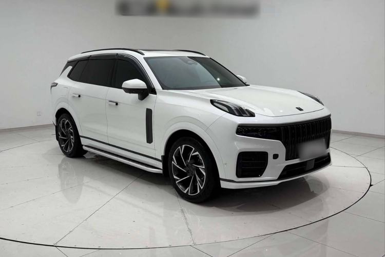Used Lynk & Co 09 2021 2.0T Halo Six-Seater Exterior 5
