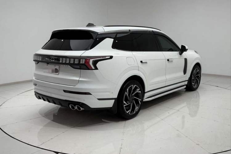 Used Lynk & Co 09 2021 2.0T Halo Six-Seater Exterior 6