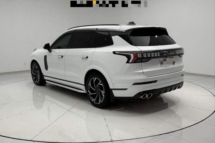 Used Lynk & Co 09 2021 2.0T Halo Six-Seater Exterior 9