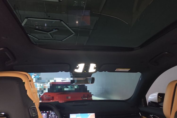 Used Lynk & Co 09 2021 2.0T Halo Seven-Seater Headliner
