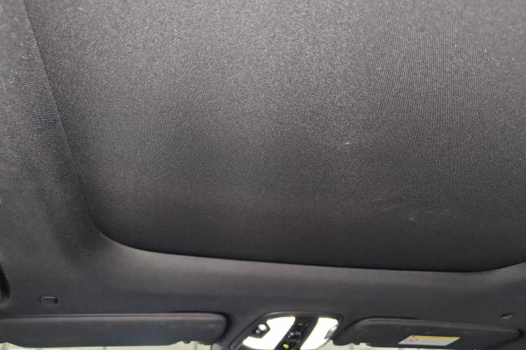 Used Lynk & Co 09 2021 2.0T Halo Six-Seater Headliner