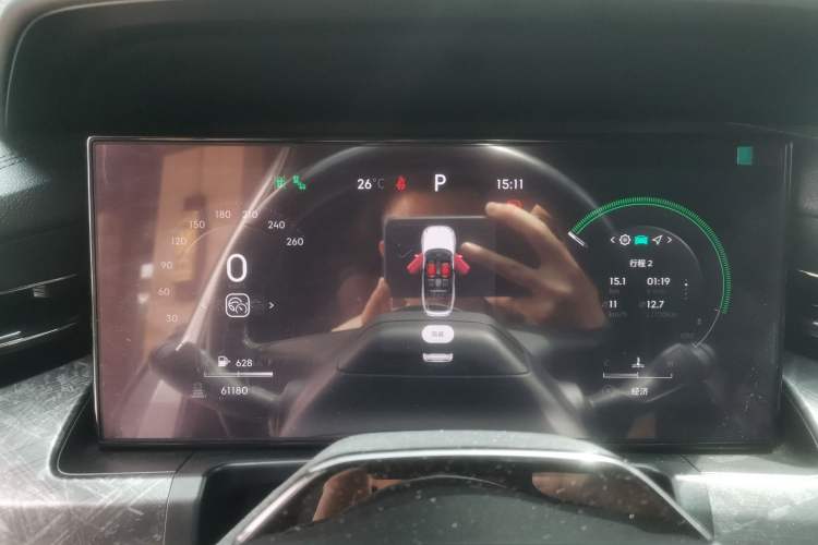 Used Lynk & Co 09 2021 2.0T Halo Six-Seater Instrument Cluster