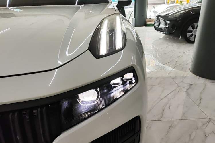 Used Lynk & Co 09 2021 2.0T Halo Six-Seater Left Front Headlight