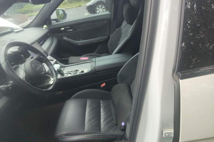 Used Lynk & Co 09 2021 2.0T Halo Six-Seater Left Front Seat