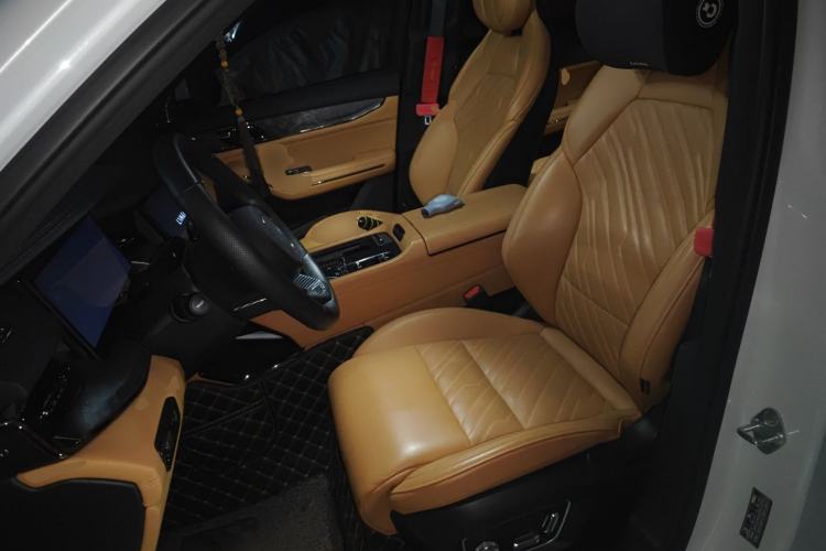 Used Lynk & Co 09 2021 2.0T Halo Six-Seater Left Front Seat