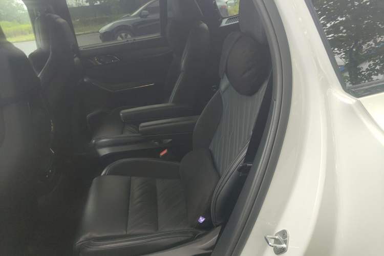 Used Lynk & Co 09 2021 2.0T Halo Six-Seater Left Rear Seat