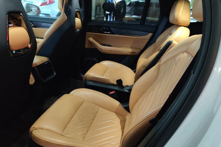 Used Lynk & Co 09 2021 2.0T Halo Six-Seater Left Rear Seat