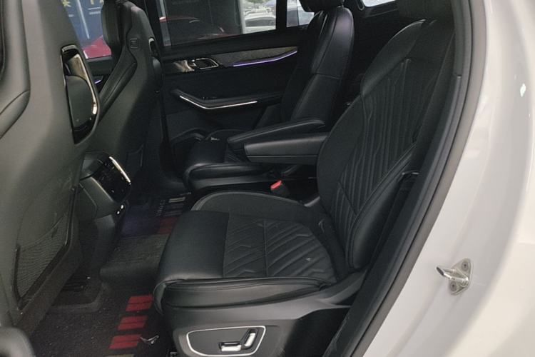 Used Lynk & Co 09 2021 2.0T Halo Six-Seater Left Rear Seat