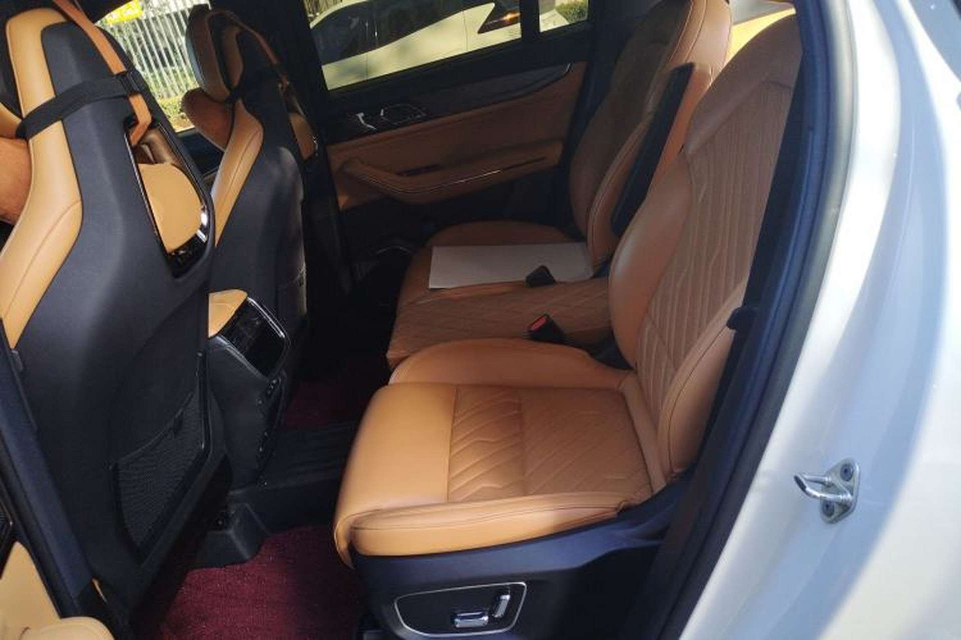 Used Lynk & Co 09 2021 2.0T Ultra Six-Seater Left Rear Seat