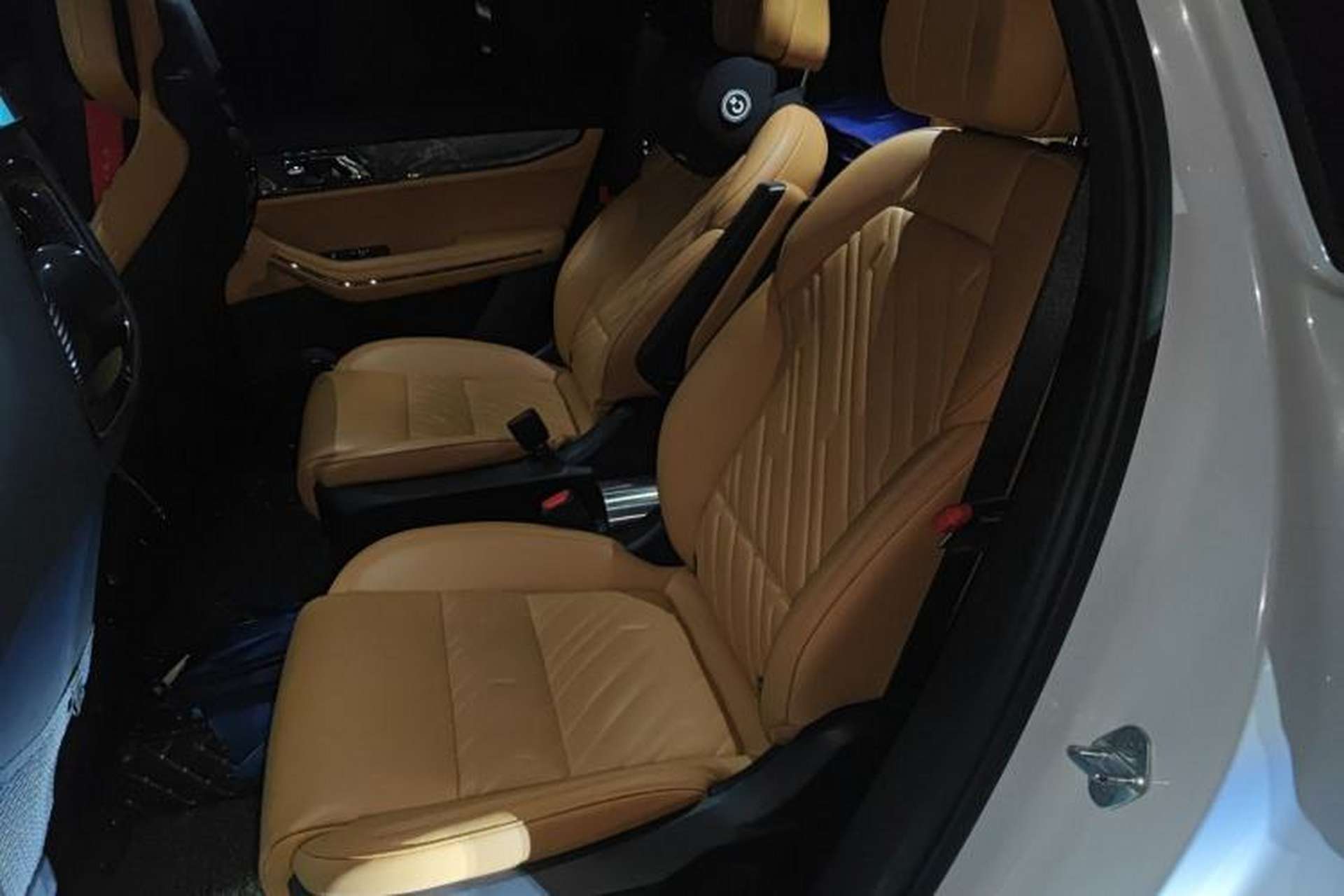 Used Lynk & Co 09 2021 2.0T Halo Six-Seater Left Rear Seat