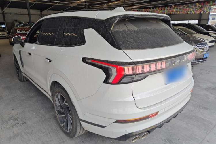 Used Lynk & Co 09 2021 2.0T Halo Six-Seater Left Side