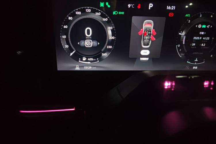 Used Lynk & Co 09 2021 2.0T Halo Six-Seater Odometer Close Up