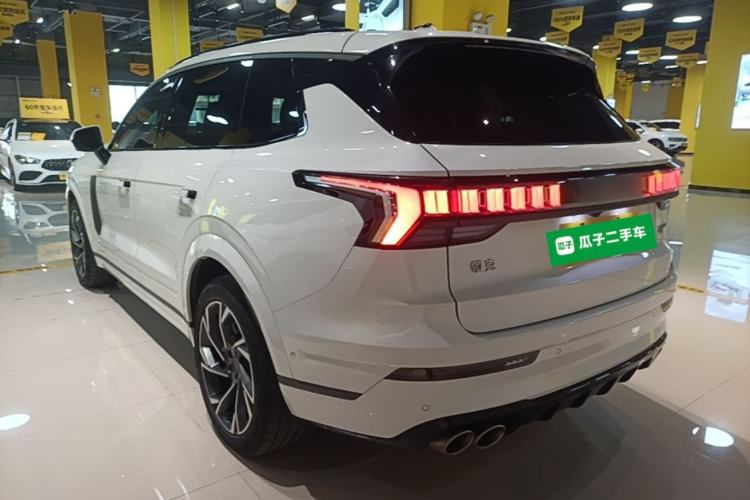 Used Lynk & Co 09 2021 2.0T Halo Six-Seater Rear Left 45 Deg