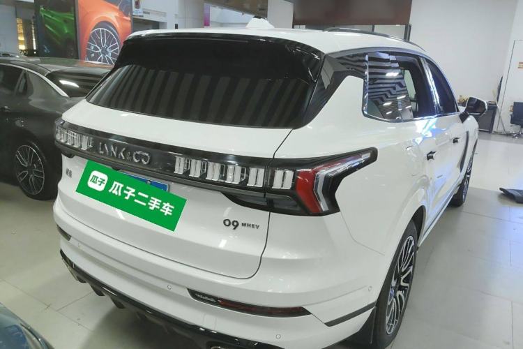 Used Lynk & Co 09 2021 2.0T Halo Six-Seater Rear Right 45 Deg