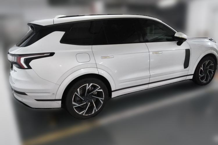 Used Lynk & Co 09 2021 2.0T Halo Six-Seater Rear Right 45 Deg