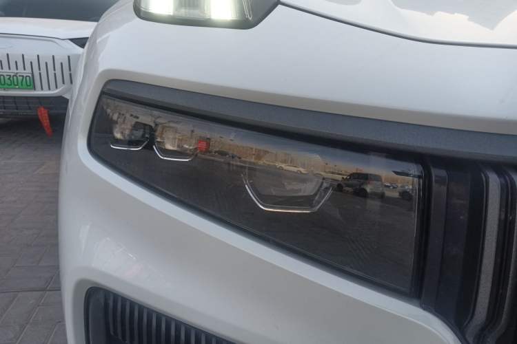 Used Lynk & Co 09 2021 2.0T Halo Seven-Seater Right Front Headlight