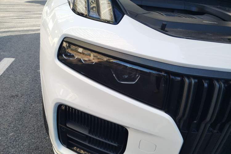 Used Lynk & Co 09 2021 2.0T Ultra Six-Seater Right Front Headlight