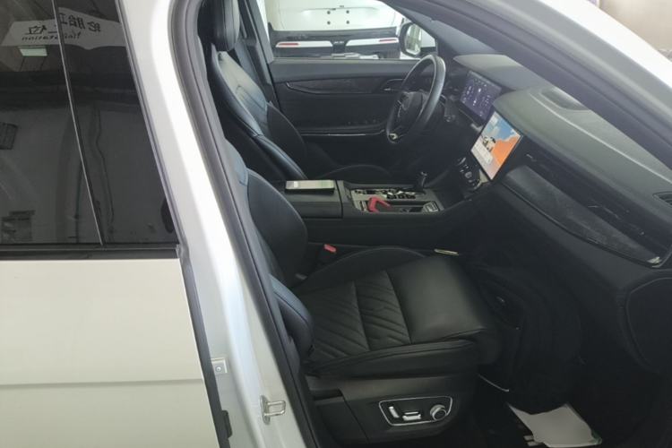 Used Lynk & Co 09 2021 2.0T Ultra Six-Seater Right Front Seat