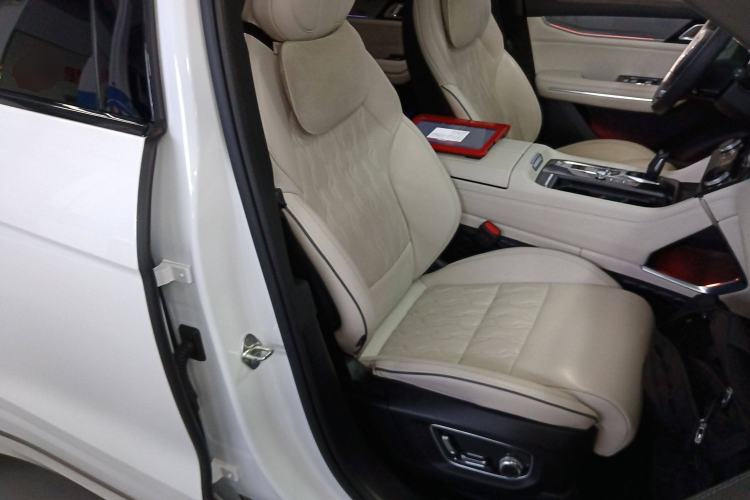 Used Lynk & Co 09 2021 2.0T Ultra Six-Seater Right Front Seat