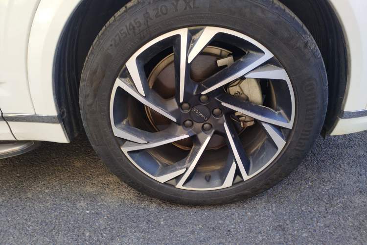Used Lynk & Co 09 2021 2.0T Ultra Six-Seater Right Front Wheel Hub