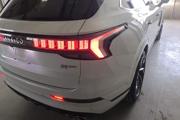Used Lynk & Co 09 2021 2.0T Ultra Six-Seater Right Rear Taillight