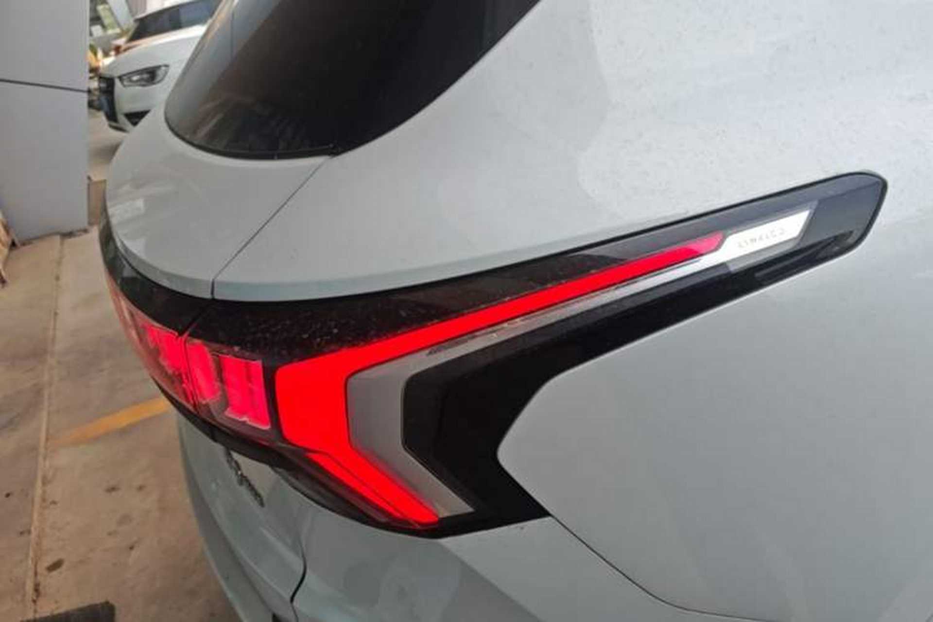 Used Lynk & Co 09 2021 2.0T Halo Seven-Seater Right Rear Taillight