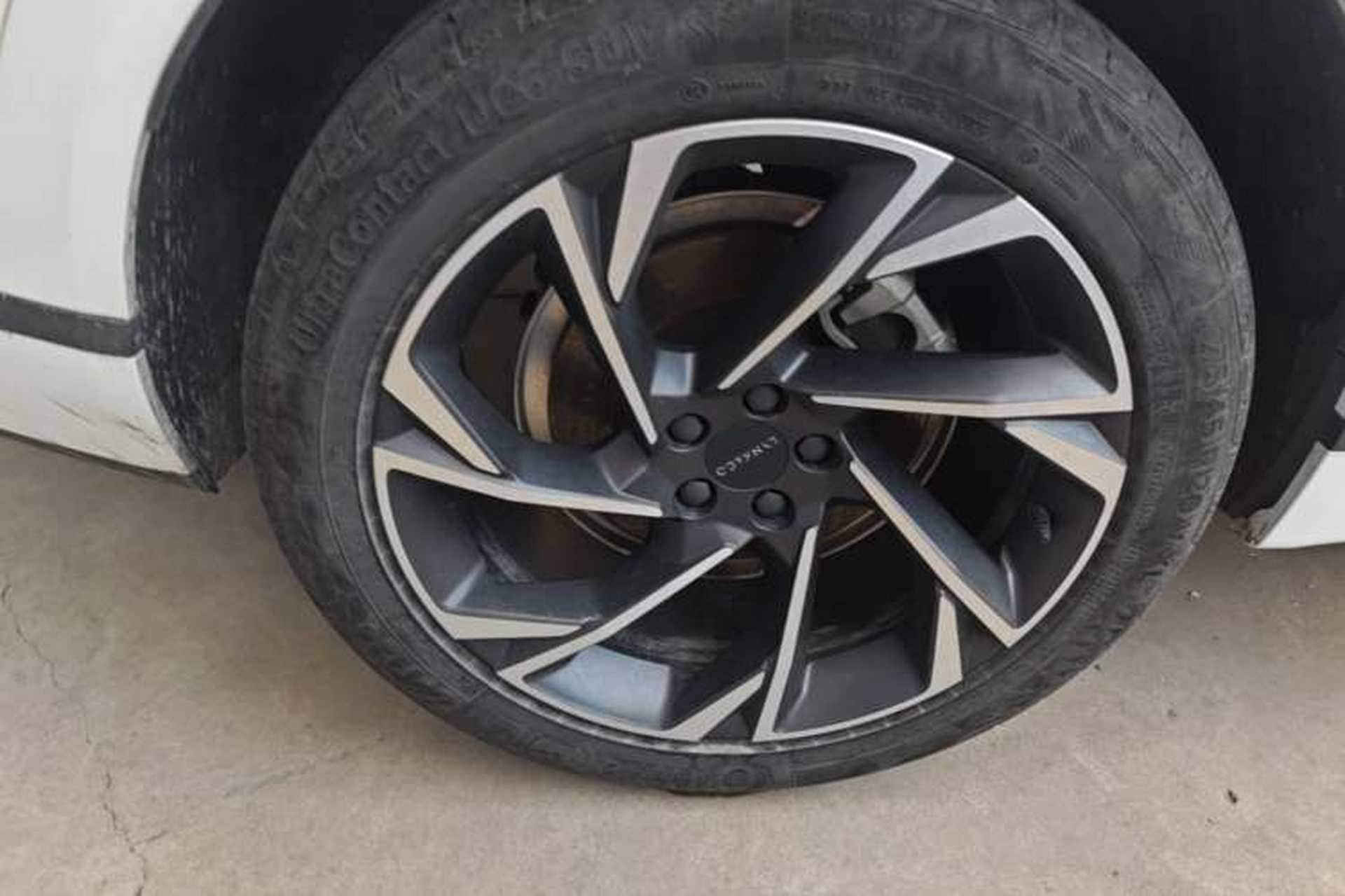 Used Lynk & Co 09 2021 2.0T Halo Seven-Seater Right Rear Wheel Hub