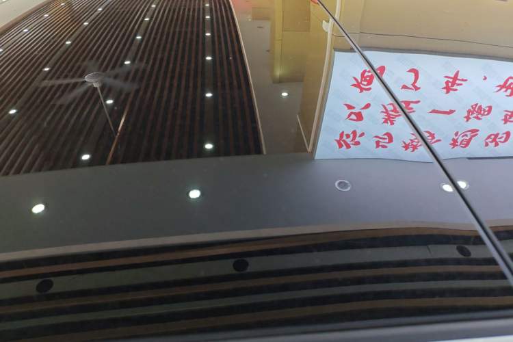 Used Lynk & Co 09 2021 2.0T Halo Six-Seater Roof