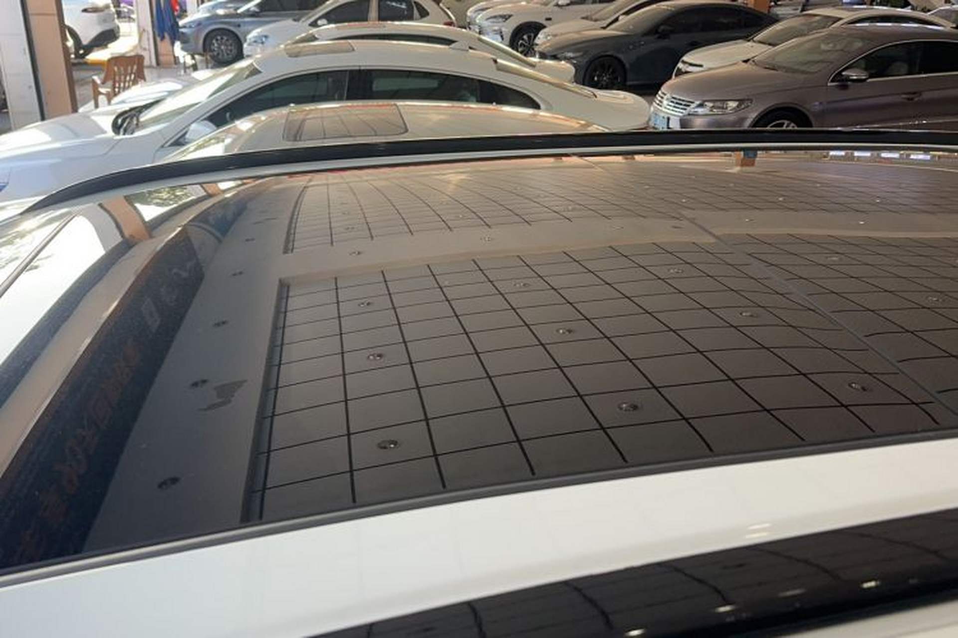Used Lynk & Co 09 2021 2.0T Halo Six-Seater Roof