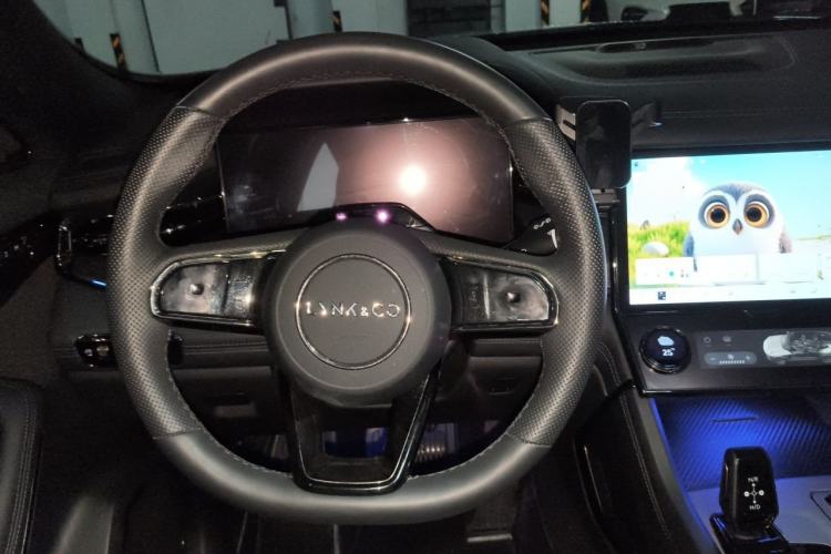 Used Lynk & Co 09 2021 2.0T Halo Six-Seater Steering Wheel