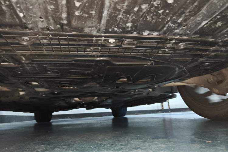 Used Lynk & Co 09 2021 2.0T Halo Six-Seater Chassis Front