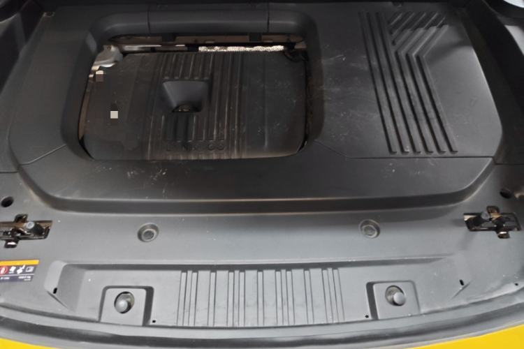 Used Lynk & Co 09 2021 2.0T Halo Six-Seater Engine Bay