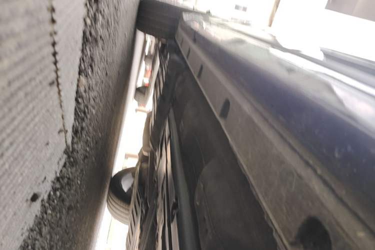 Used Lynk & Co 09  Chassis Front Right