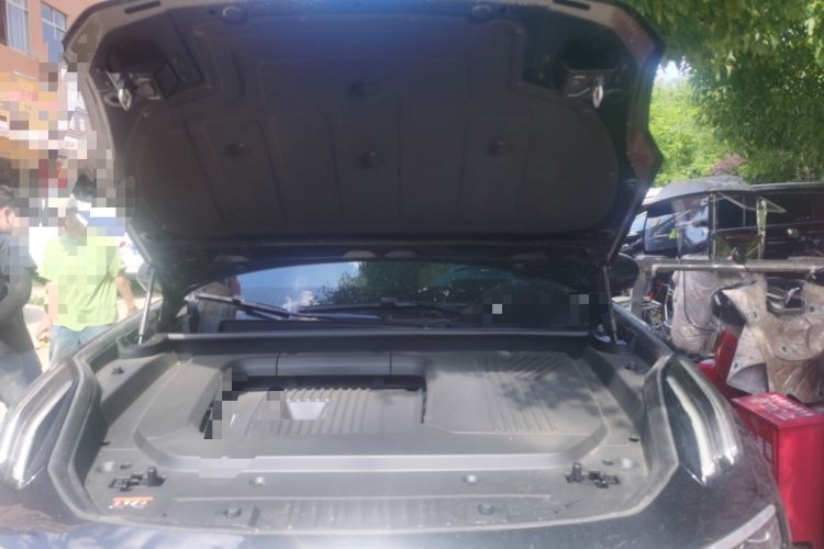 Used Lynk & Co 09 2024 2.0T All-Wheel Drive Global Version 7 Seats Engine Bay
